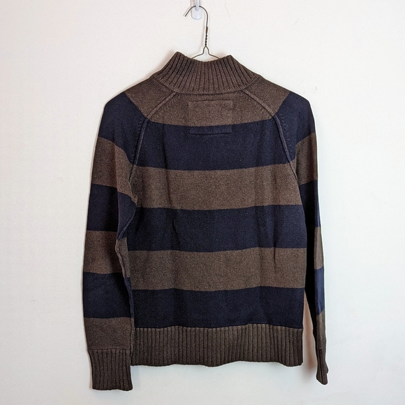 American Eagle sweater - Picture 3 of 5